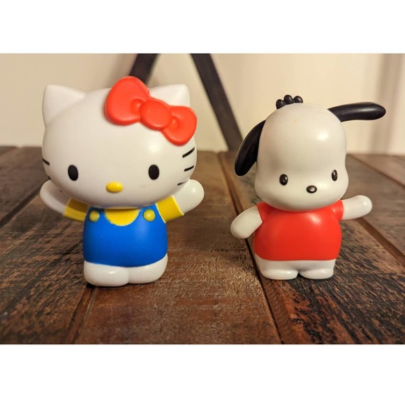 Hello Kitty & Sanrio Pochacco McDonald Toys - Picture 1 of 6